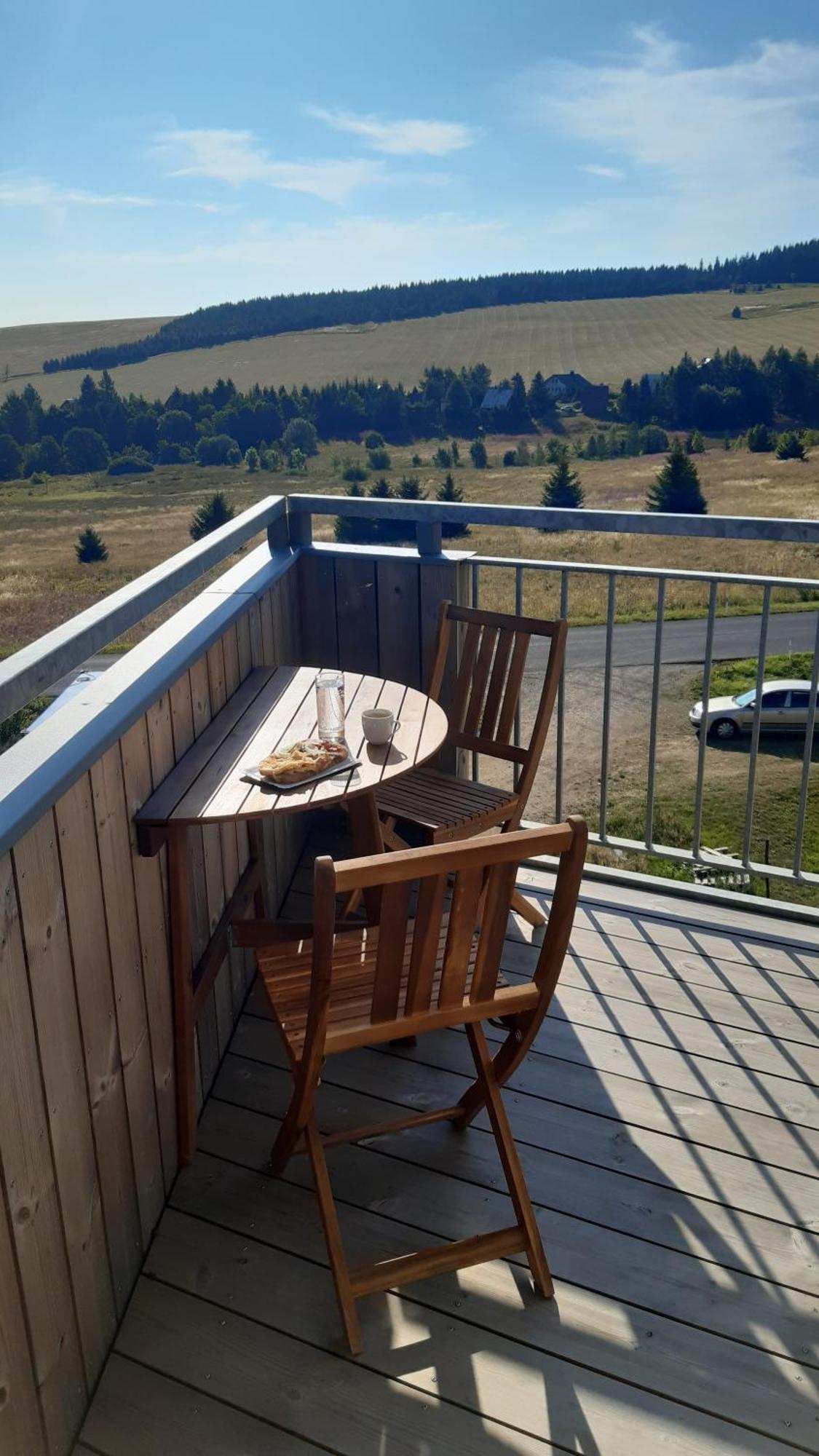 Mezonetovy Apartman Se Dvema Balkony A Vyhledem Loučná pod Klínovcem Eksteriør billede